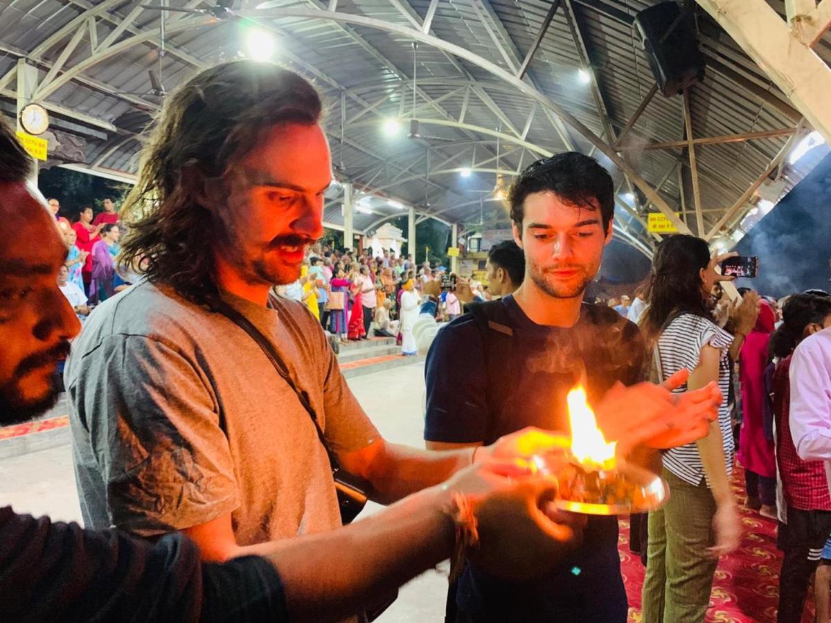 Skyard Rishikesh, Laxman Jhula 호스텔 외부 사진